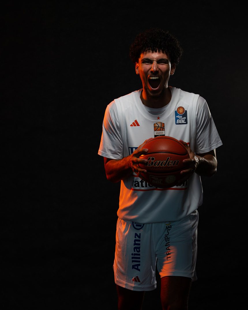 Adam Atamna